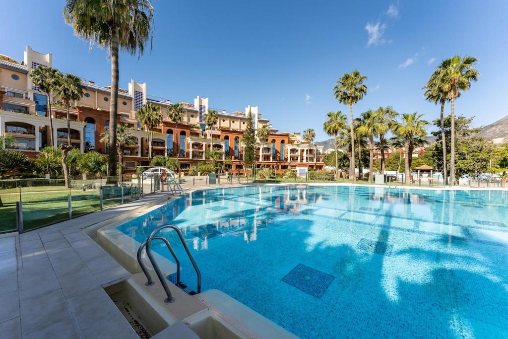 BHost - Bellagio, Benalmádena