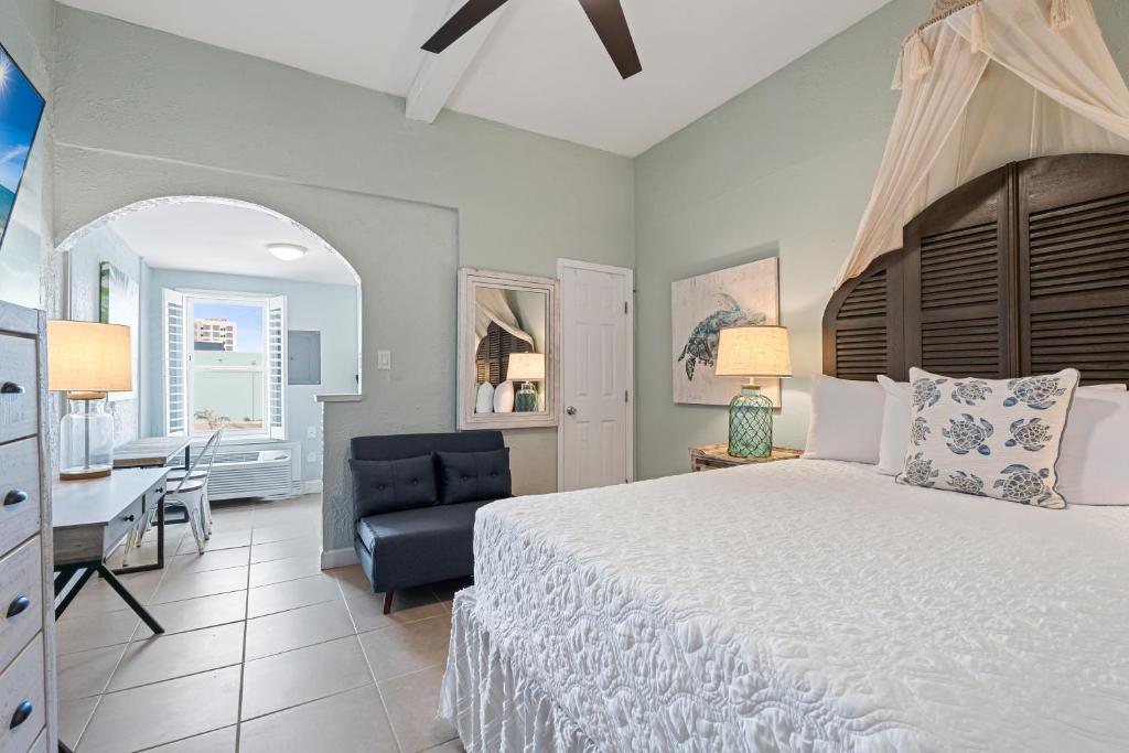 Beachview Unit 321, Gulf Shores