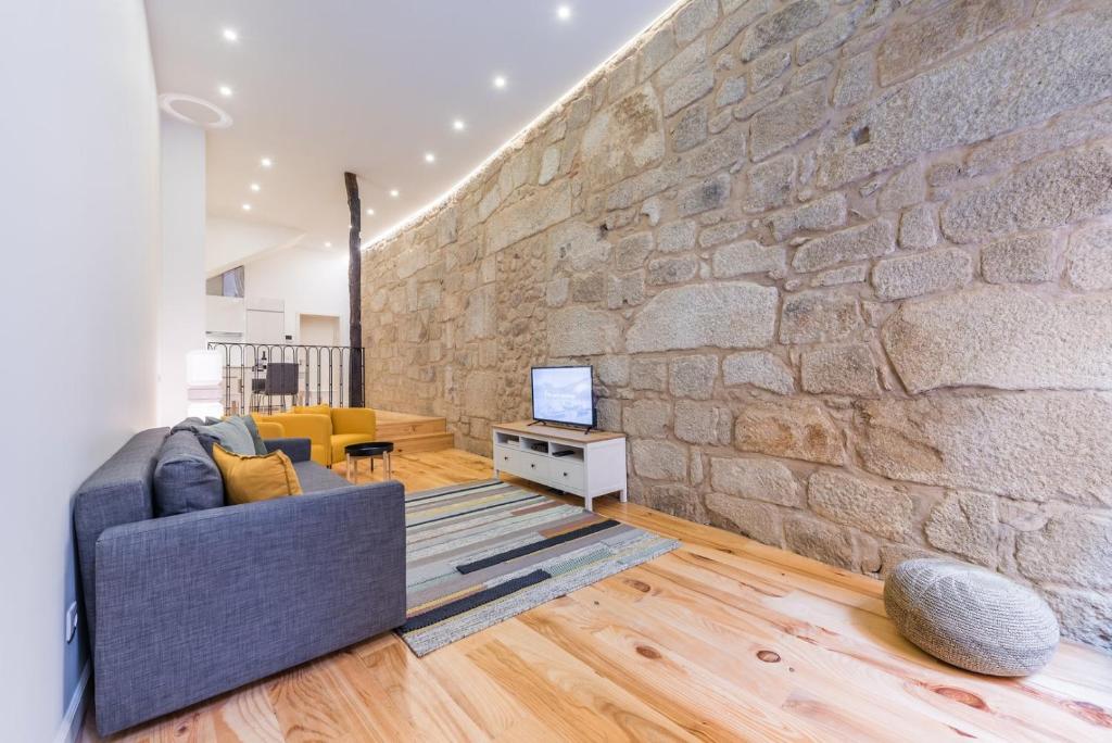 GuestReady - Mezuzah Green, Porto