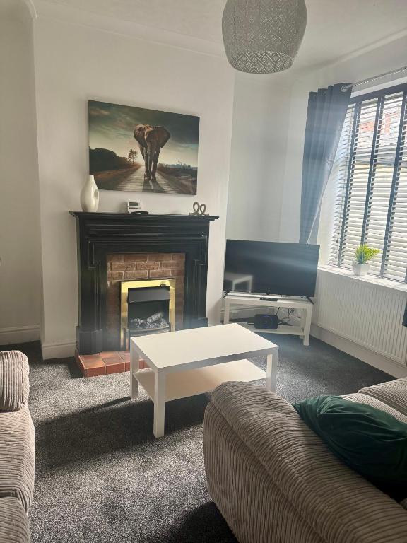 Cosy Cottage, Great Harwood