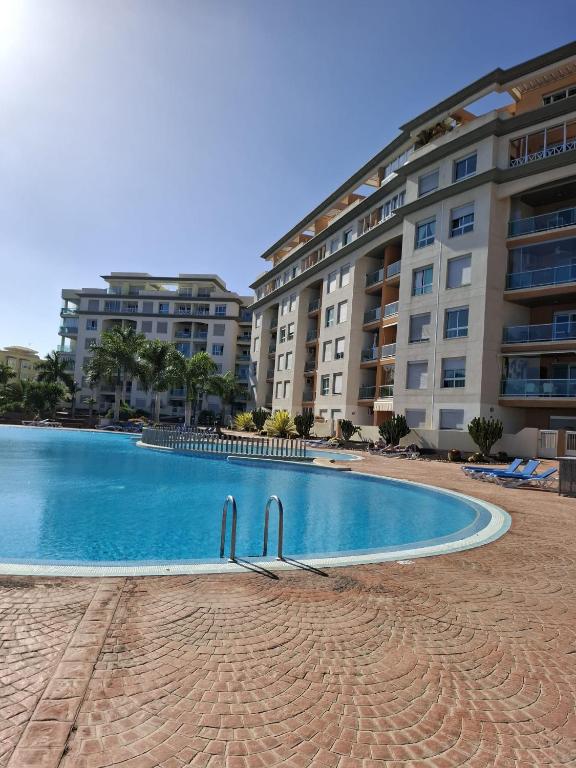 Friendly, San Miguel de Abona