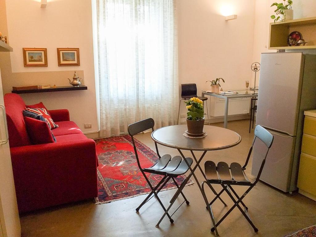 Comfortable flat 15 minutes walk from Duomo - 4