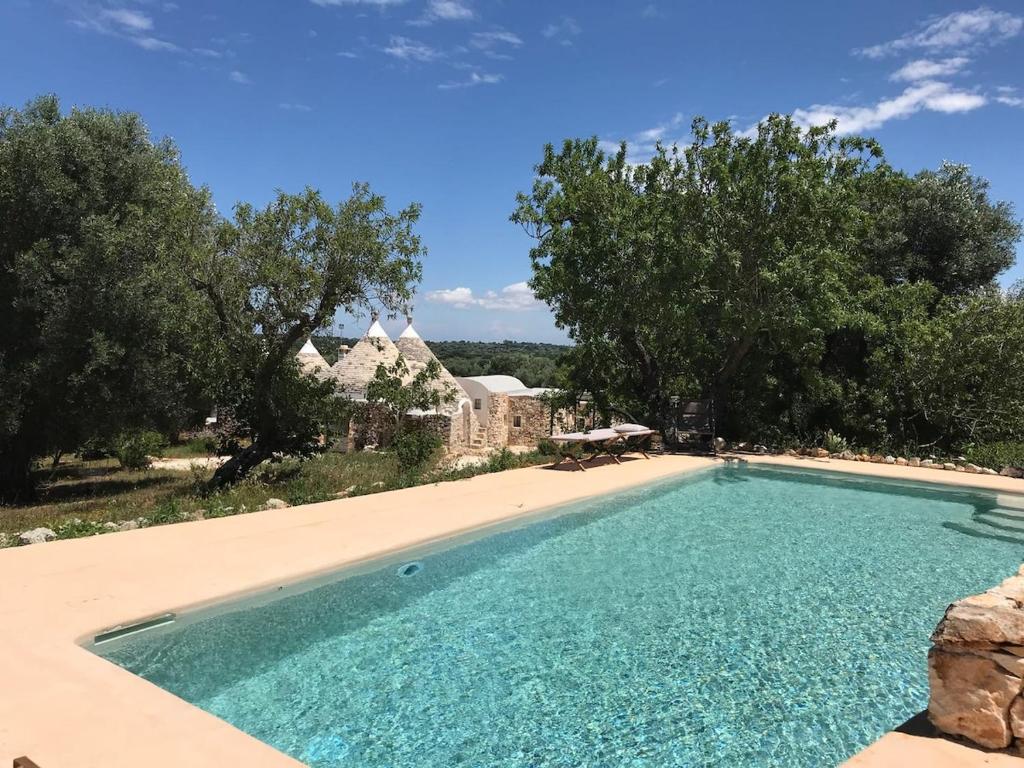 A delightful trullo with a pool in rural Puglia, Ceglie Messapica