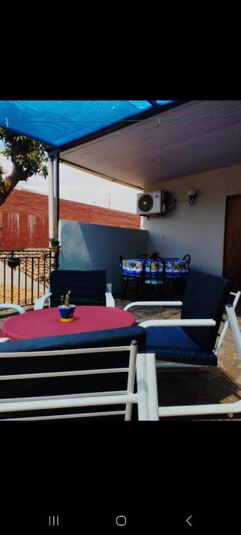 House Hostal - 2