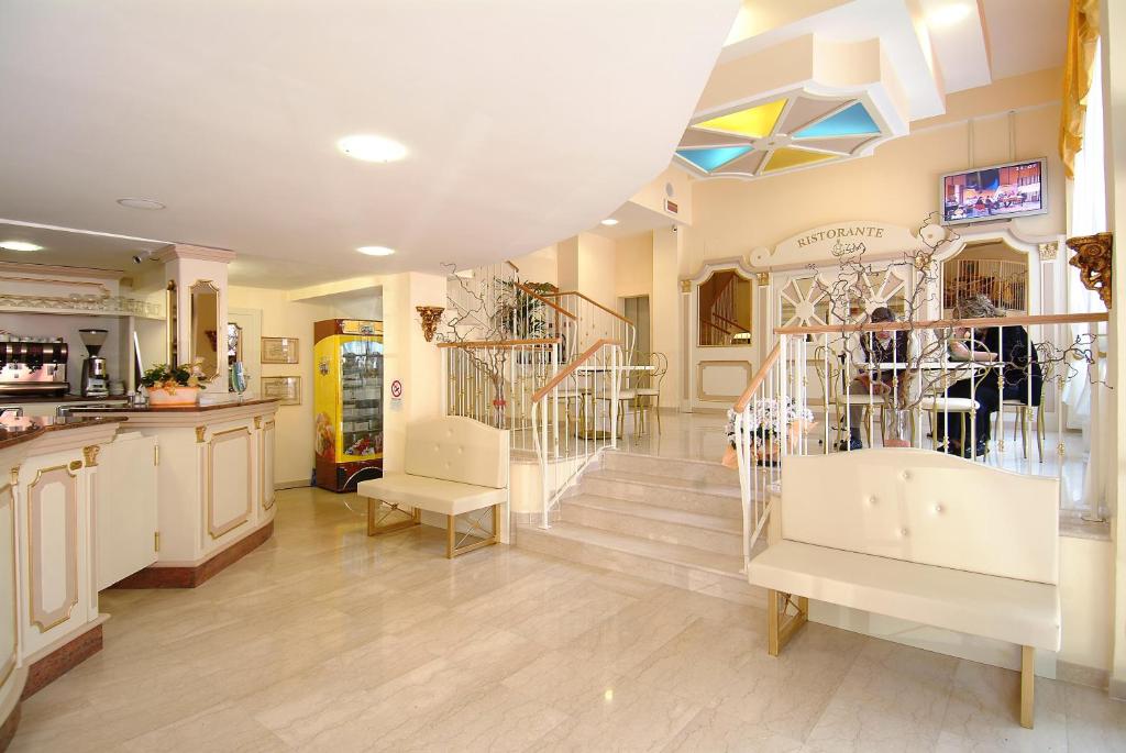 Hotel Ristorante Commercio photo