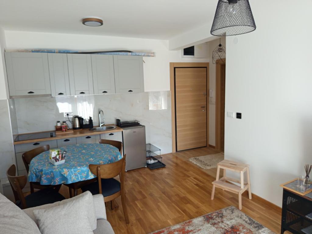 Ramonda apartman sa bazenom, Vrnjačka Banja - 4