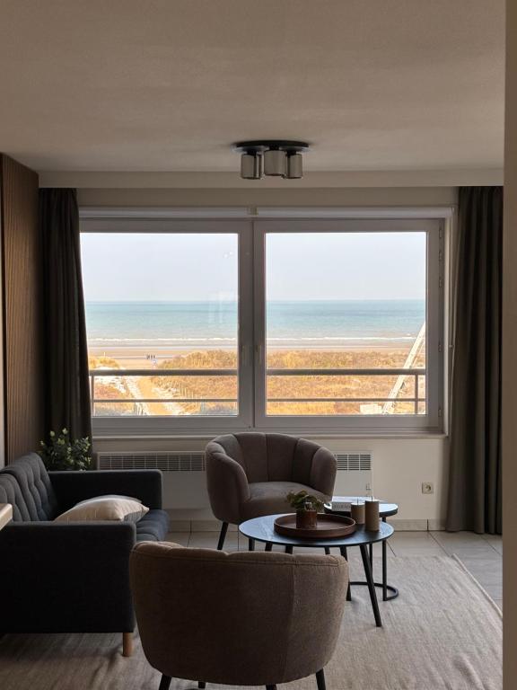 Zeezicht Amadeus, De Panne