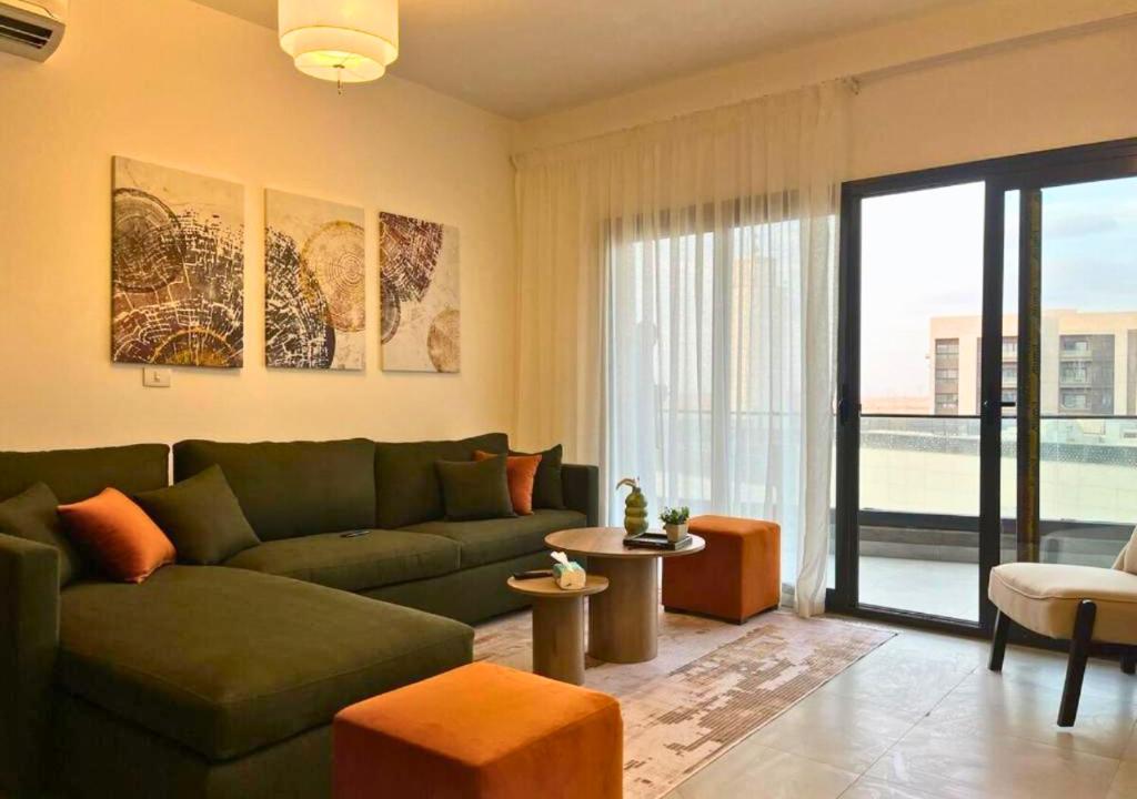 Spacious 3BR Home - Perfect for Families & Work, Madinaty