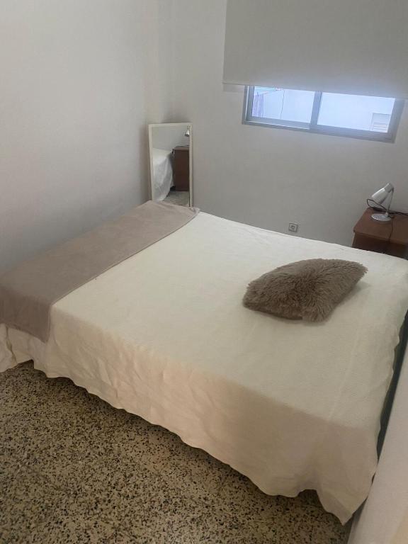 Comfortable and conveniently located house - 3