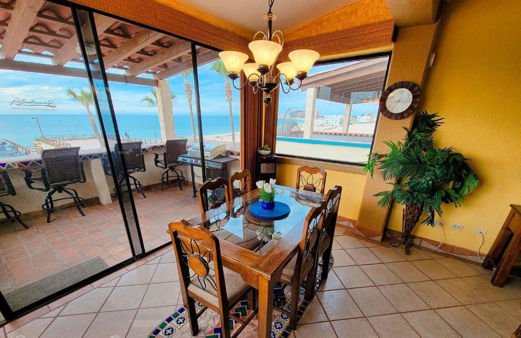Las Gaviotas Condo 424 - Rustic Charm by the Waves - 3