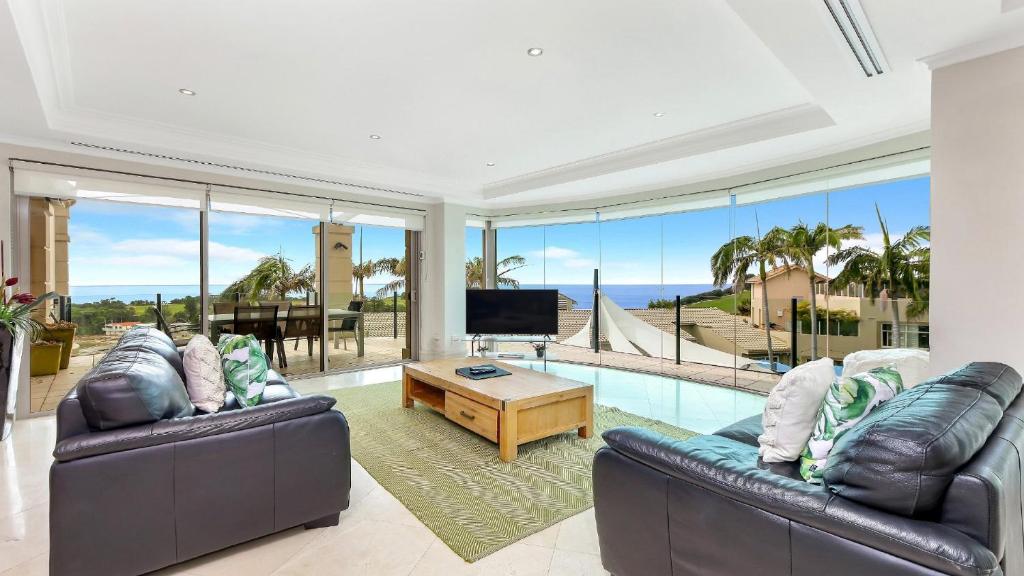Unit 13 - 3 Bedroom Ocean View, Terrigal