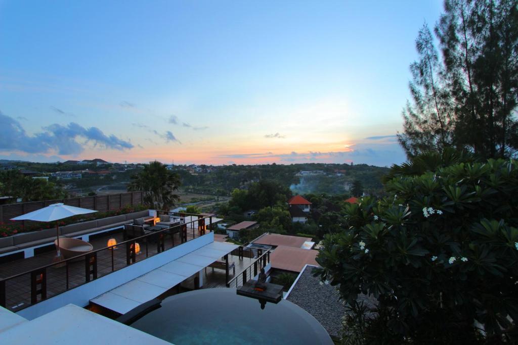 Temple Hill Residence Villa