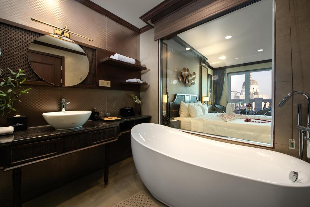 닌 빈 레전드 호텔 호텔 이미지 1