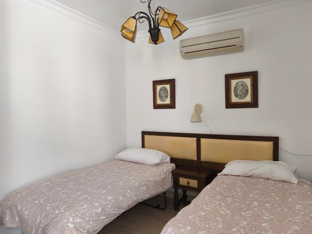 Torremolinos Beach Apartment - 2