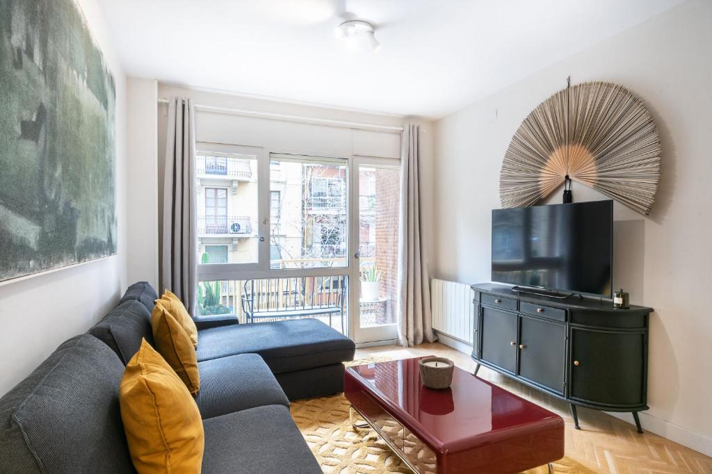 Spacious and elegant oasis in the best location, Eixample Barcelona, Barcelona