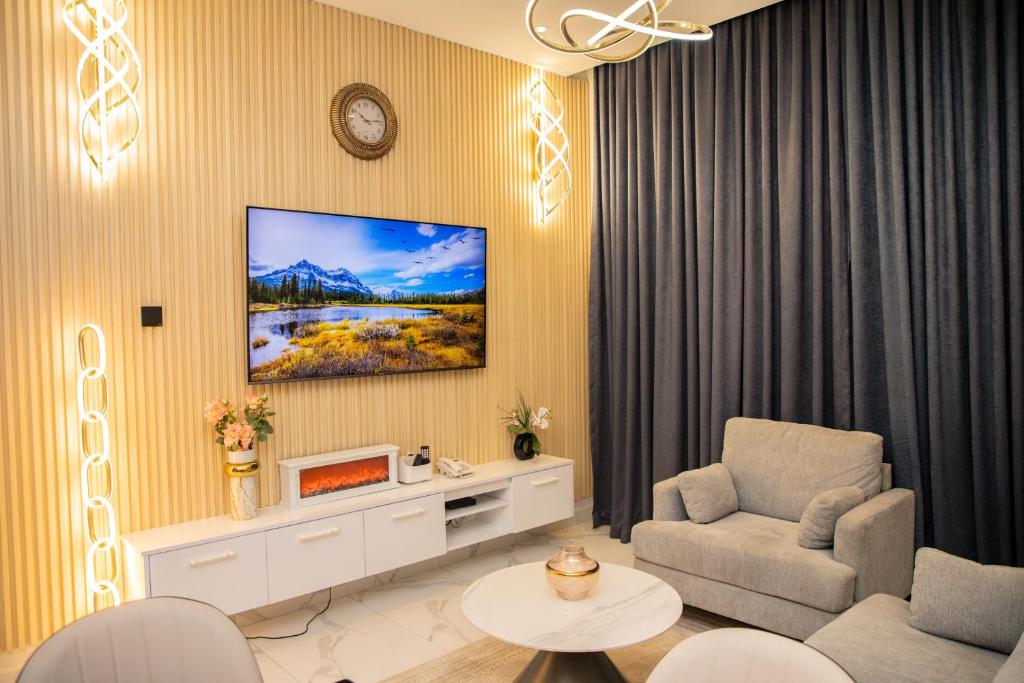 Unreal Homes, Dar es Salaam