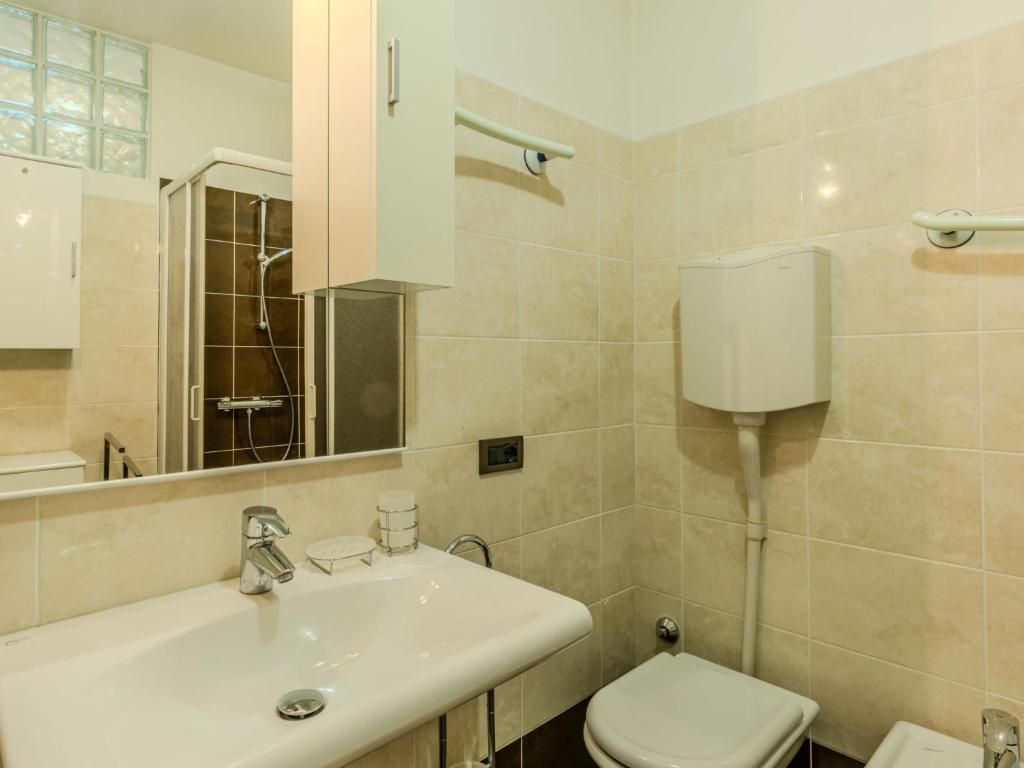 Apartment Claudia by Interhome - 5