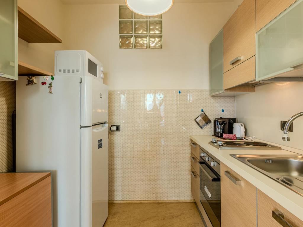 Apartment Claudia by Interhome - 3