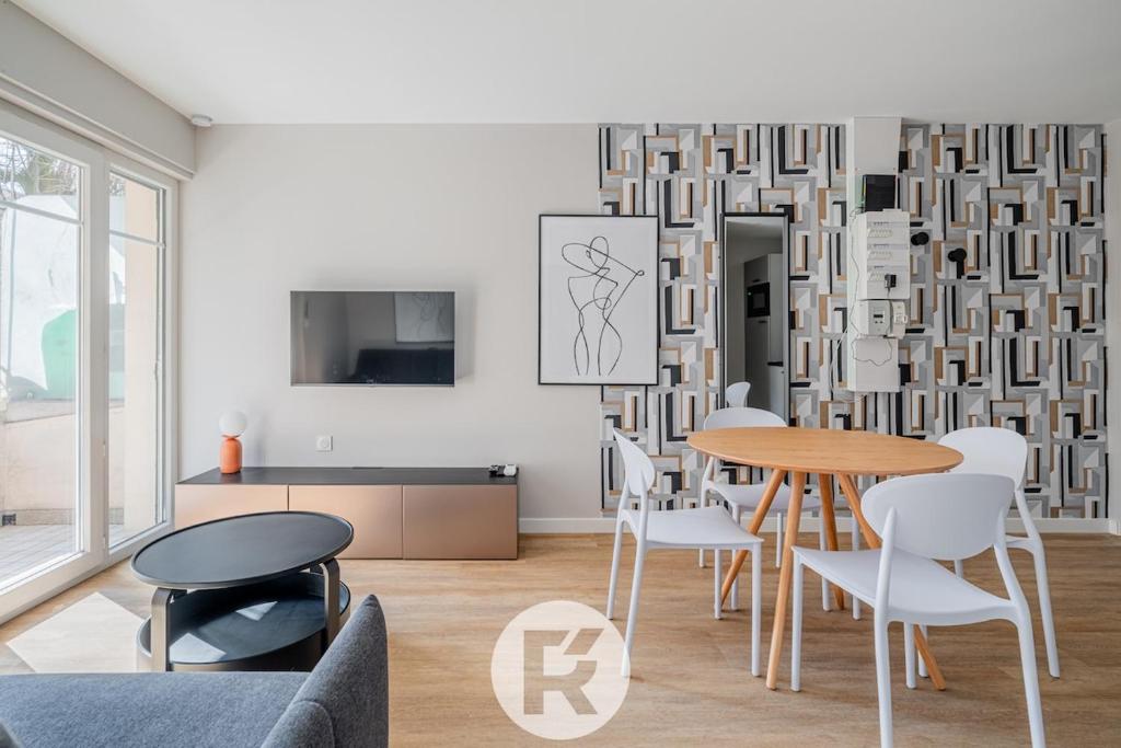 R'Apparts La Suite D'Albert T2, Grenoble