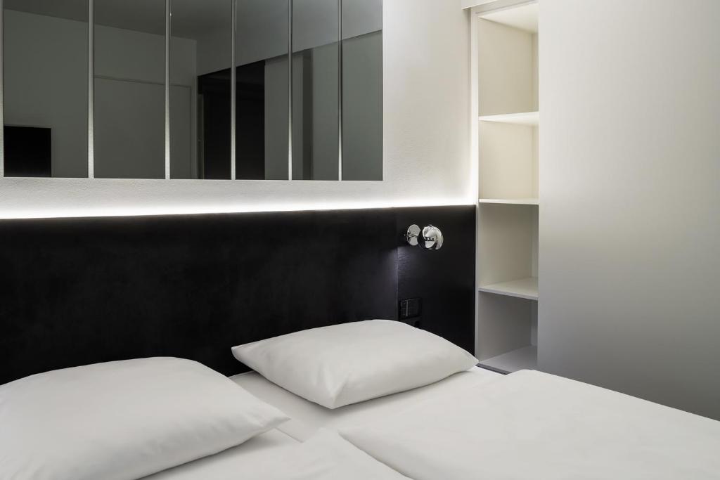 Hotel AMANO Grand Central — Hotel rooms in Berlin, Berlin