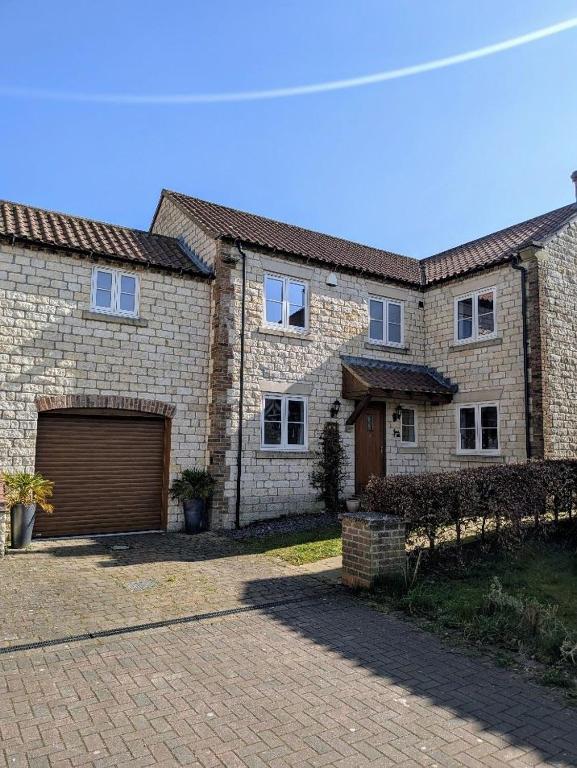 Coastal Whisper, Reighton