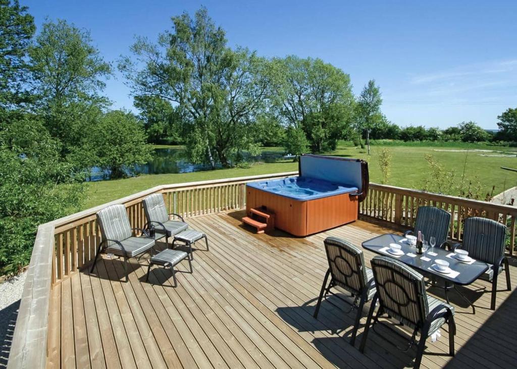 Pickering Lodges, Pickering