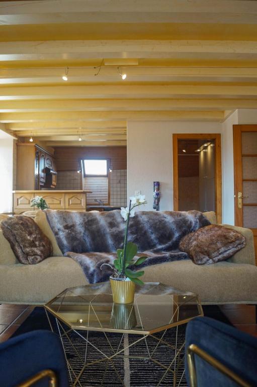 Charmant duplex confortable avec place de parc, Gollion