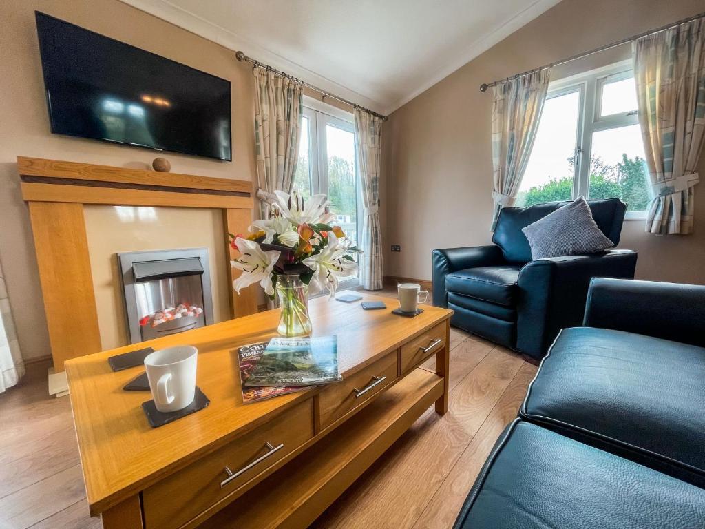 Glanrafon Lodge, Llanallgo