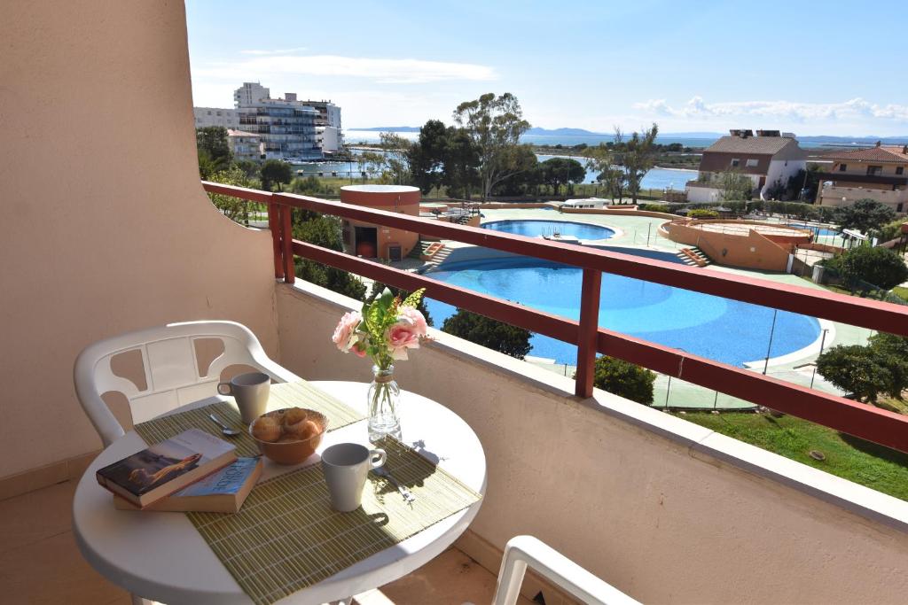 RNET - 600 Tramuntana 02-17 B, Roses