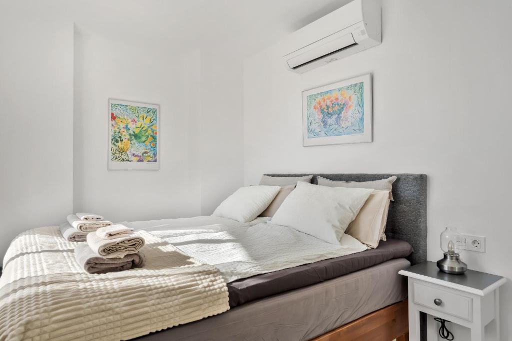 Luxury Stay with Rooftop Terrace 2 Min to Beach - 5