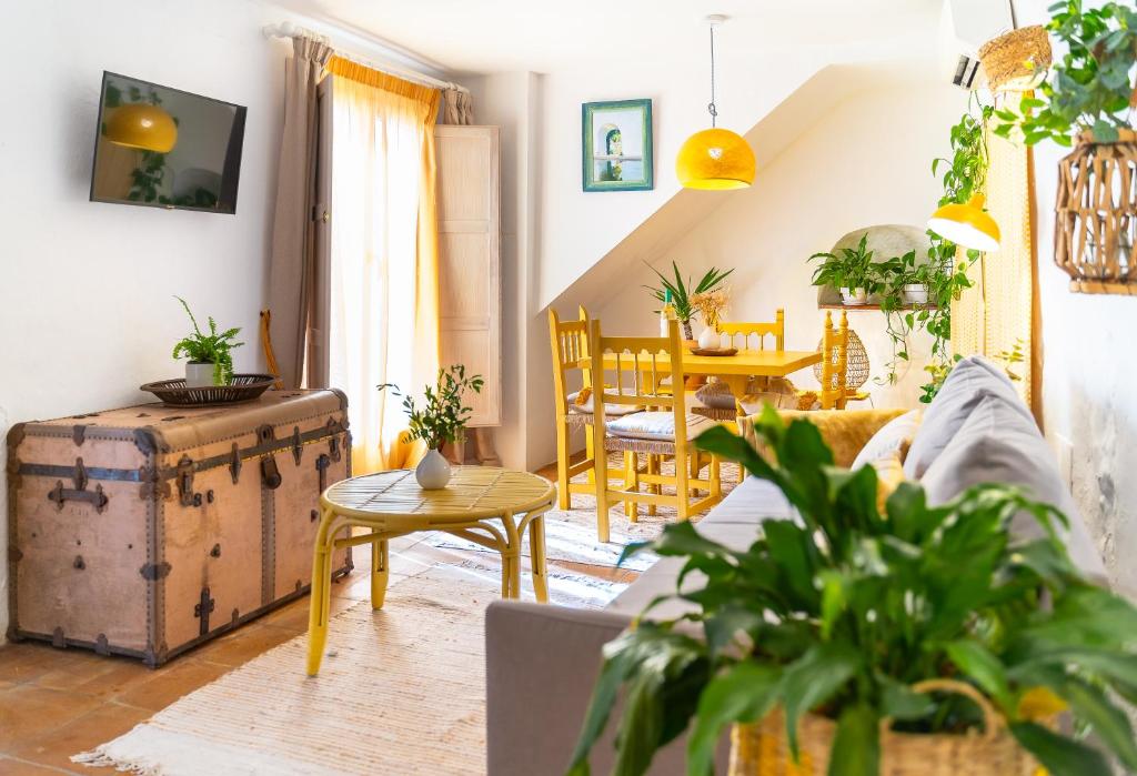 Romantic Ronda garden cottage - 2