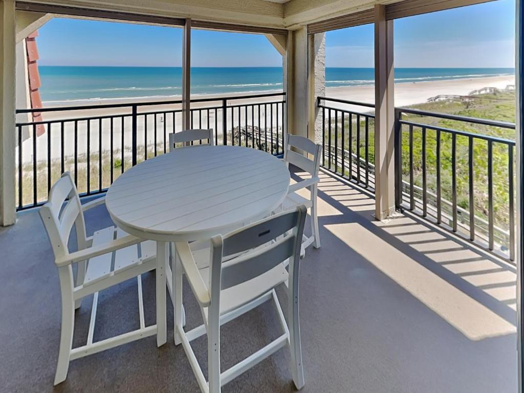 Windjammer 412, Cedar Landing