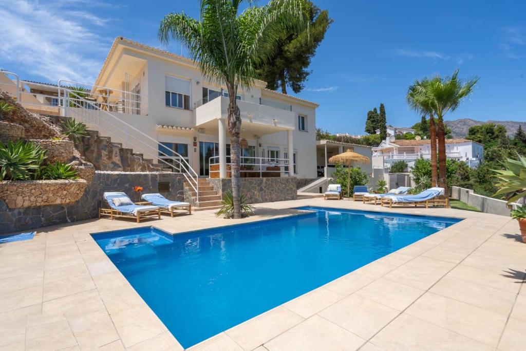 Luxurious 4 bedroom Villa Casa Feliz - 3