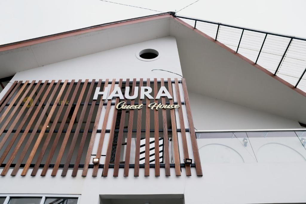 Haura By Travelink, Kejajar