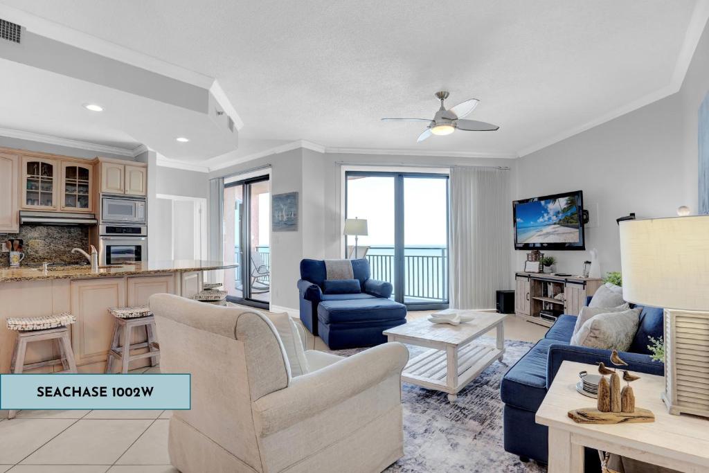 SeaChase 1002W by Liquid Life, Orange Beach