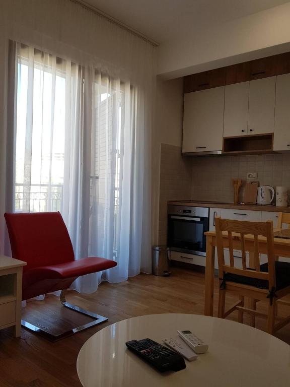 Charming Budva Apartment with City Mountain Views - 3