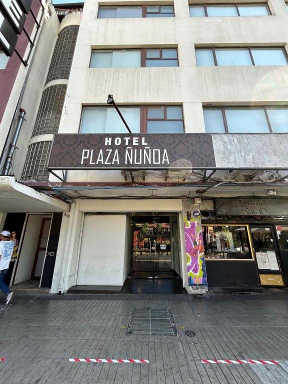 Hotel Plaza Nunoa 로비