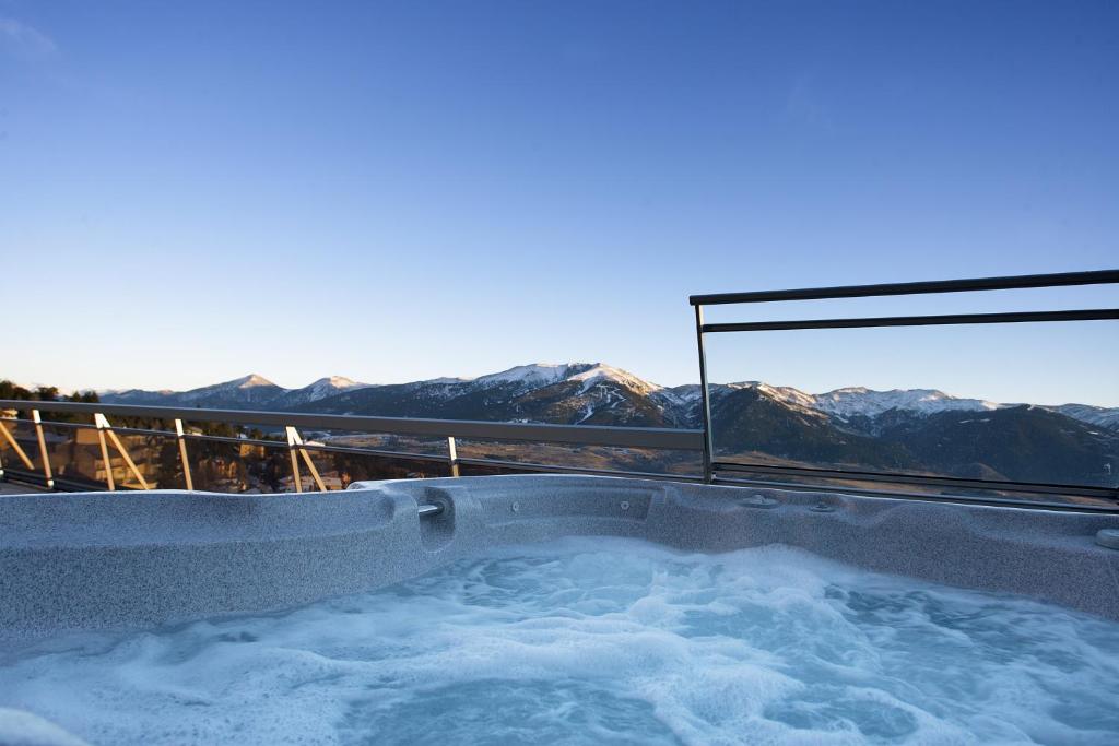 Le Grand Tetras — Hotel in Font-Romeu-Odeillo-Via