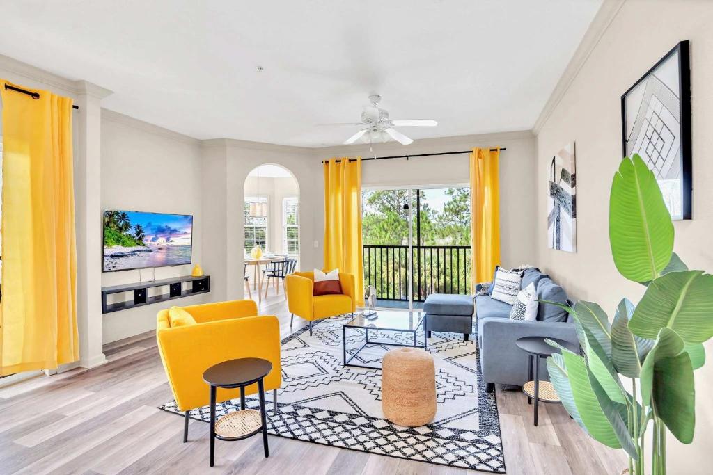 3BR Condo - Pool Hot Tub Sauna - Near Disney, Orlando