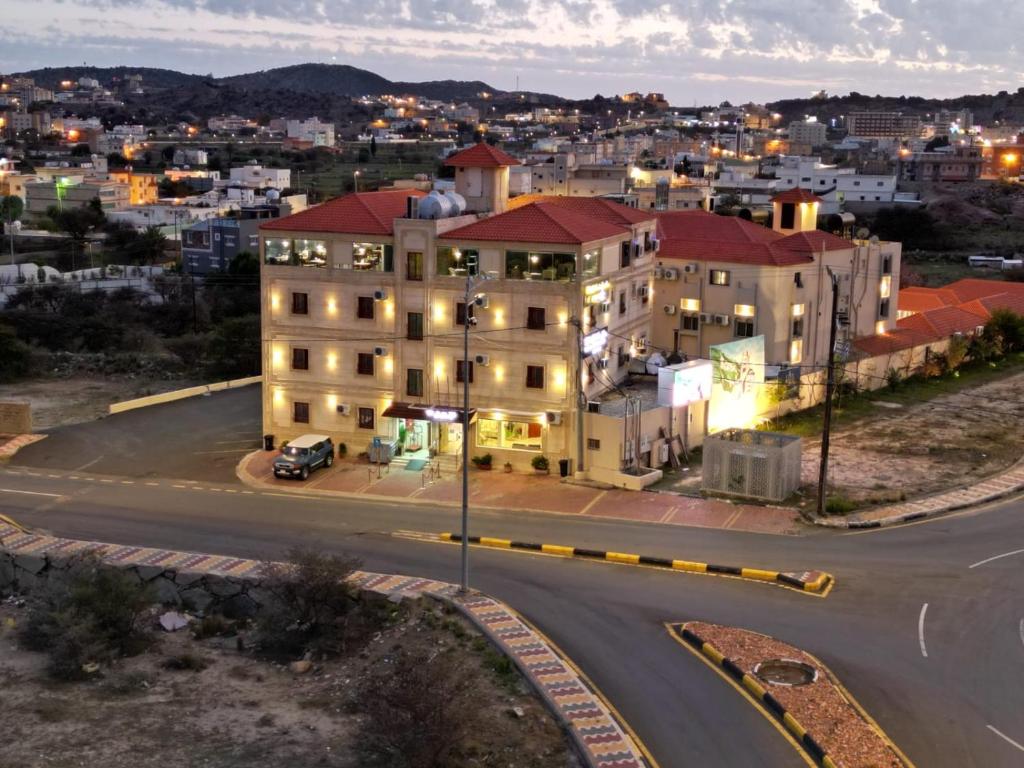 شقق دانة ليالينا المخدومه, Al Namas