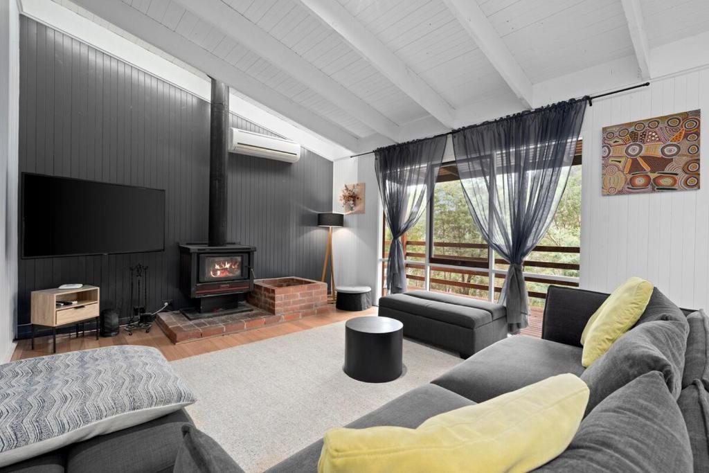 Rivendell - A Charming Mountain Retreat, Merrijig