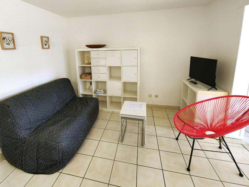 Charmant T2 en rez-de-jardin avec piscine, tennis et parking proche plage - FR-1-607-211 - 1