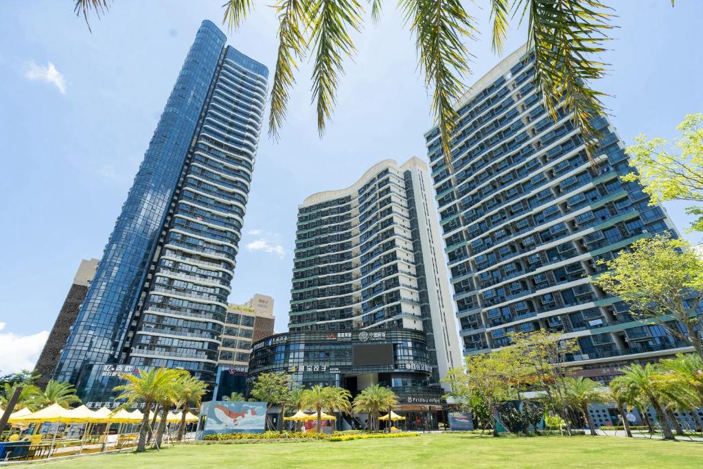 Poly Central Plaza By Boli at Sanya City Center#Near Joy City, San-ja