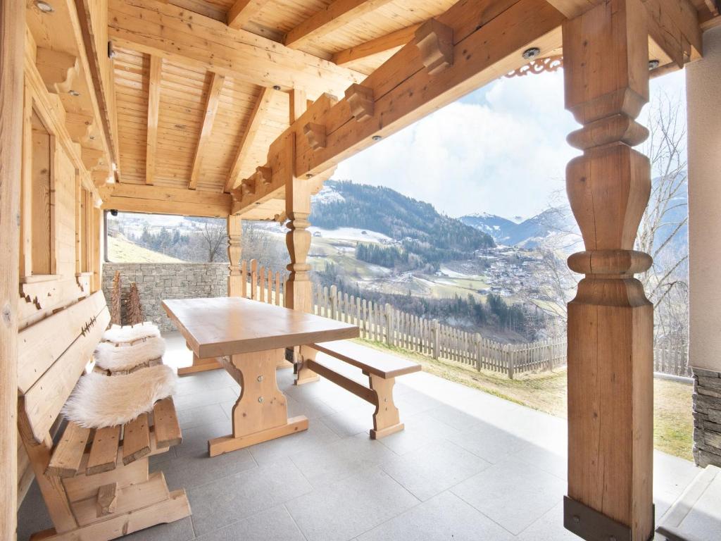 Chalet in Zillertal near Ski Bus Stop - 5
