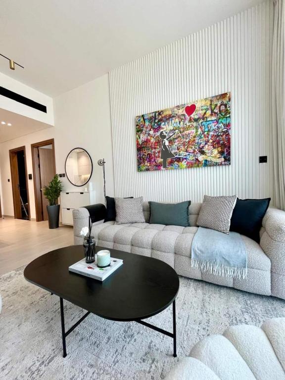 Modern & Smart 1br W Stylish Interiors In Jvc, Dubaï