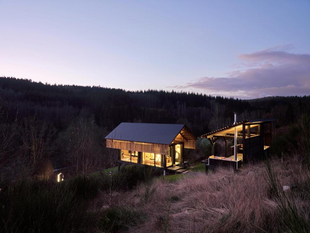 Hutstuf - The Weasel & hottub, Bertogne