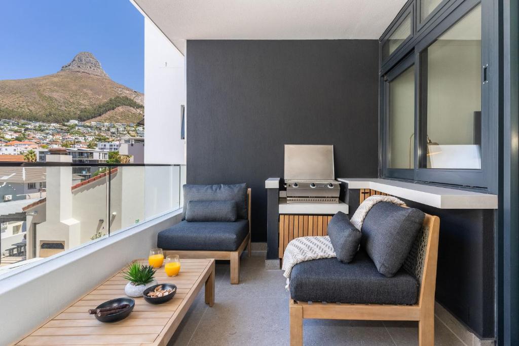 Jade Views Sea Point - Studio, pvt balcony, views, Kapské Město