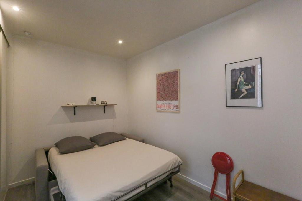 Cosy apartment next to the Moulin Rouge - 4