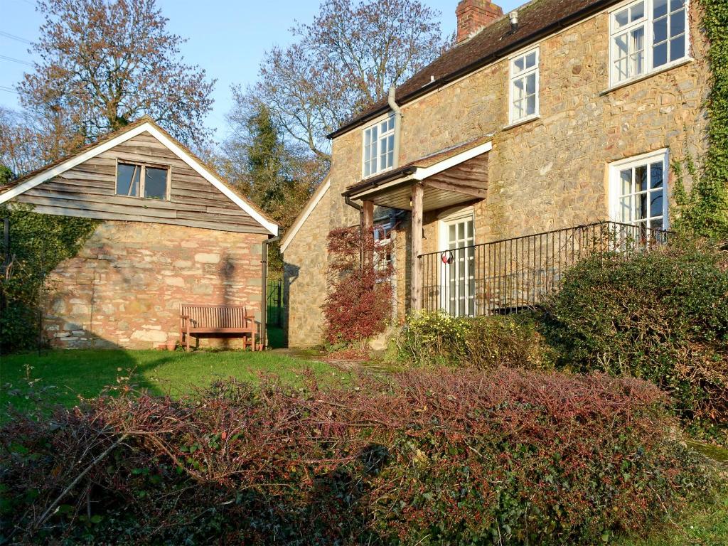 Marshalls Farm, Newent photo 6