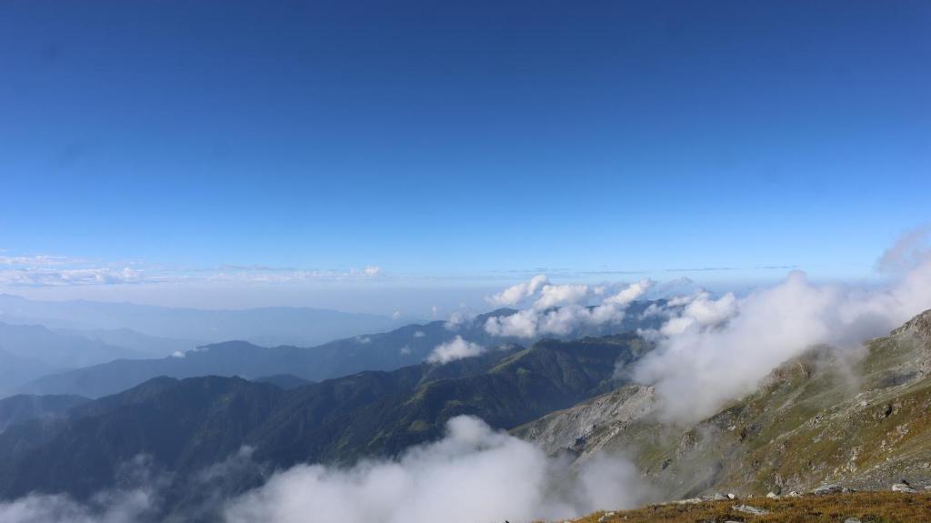 Sach Pass Hikers - Camping Trekking, Alwās